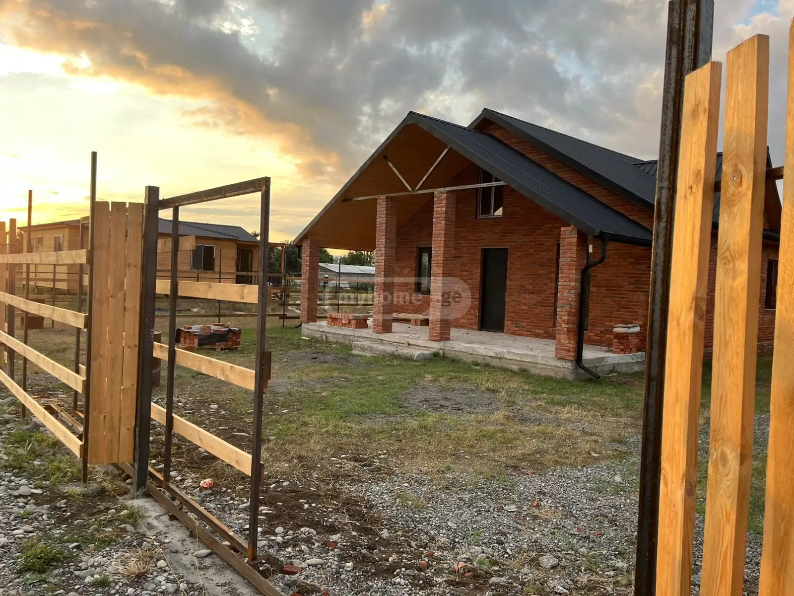 4 Room Private House For Sale view 4