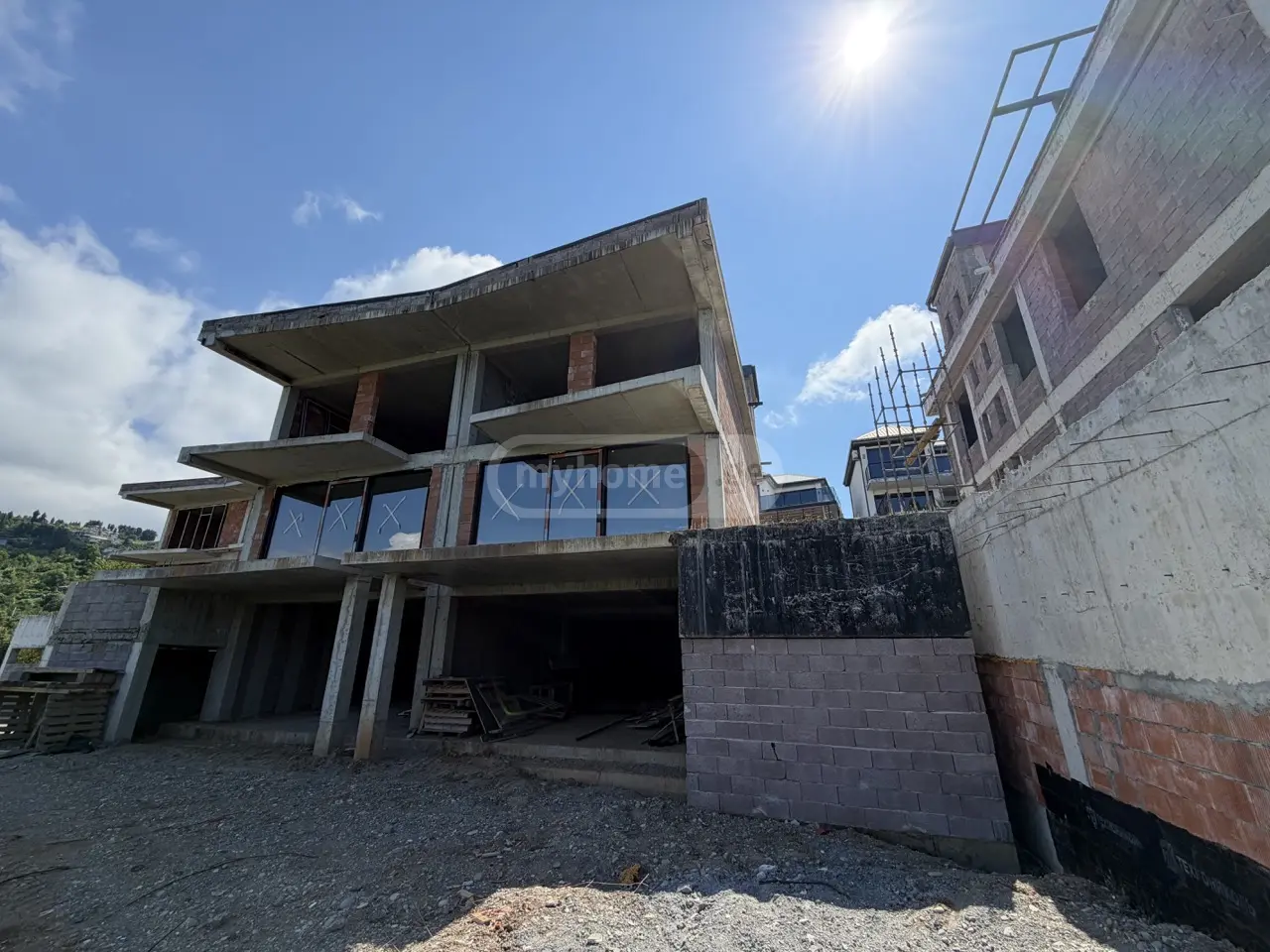 5 Room Private House For Sale view 1
