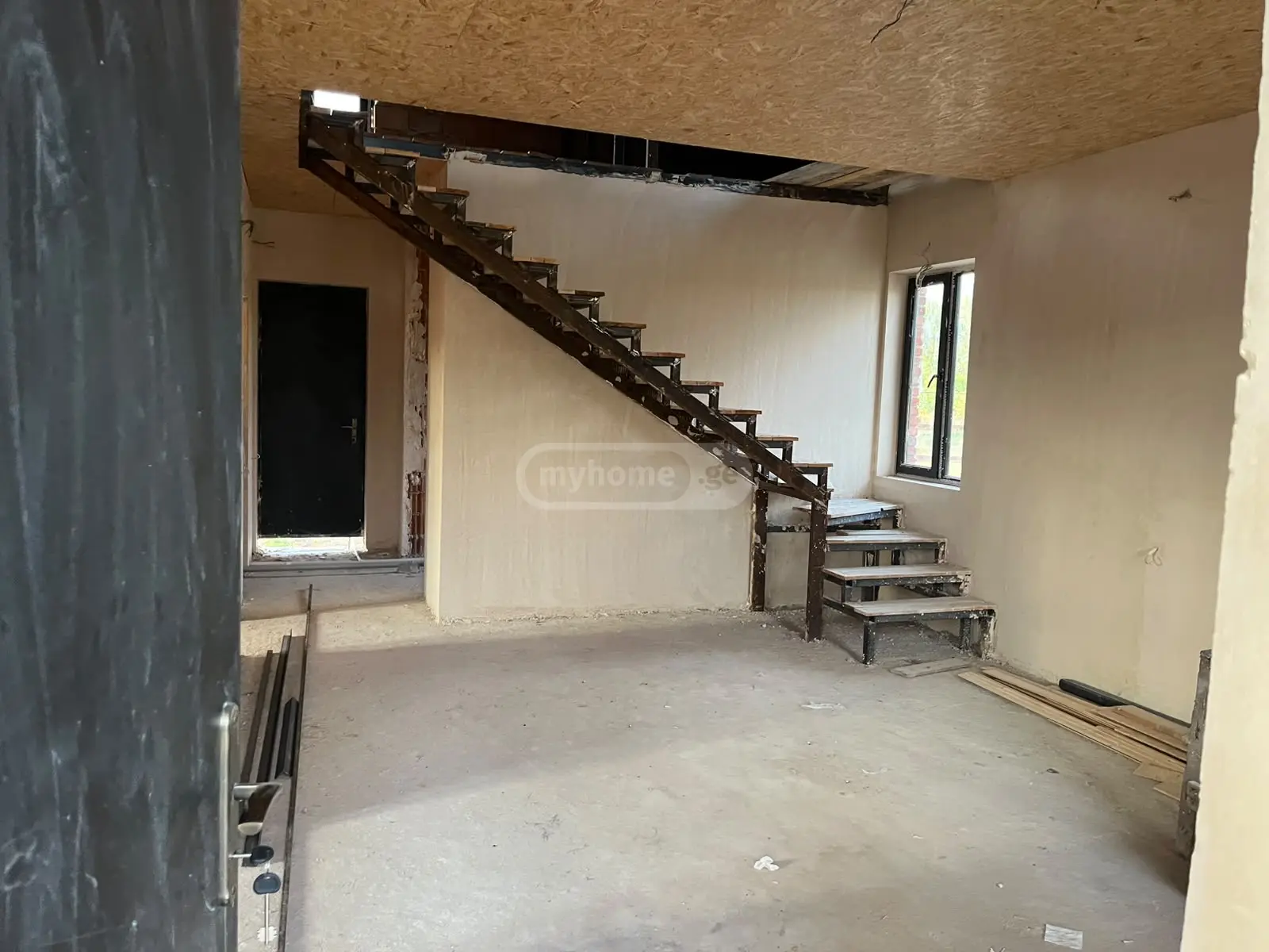4 Room Private House For Sale view 10