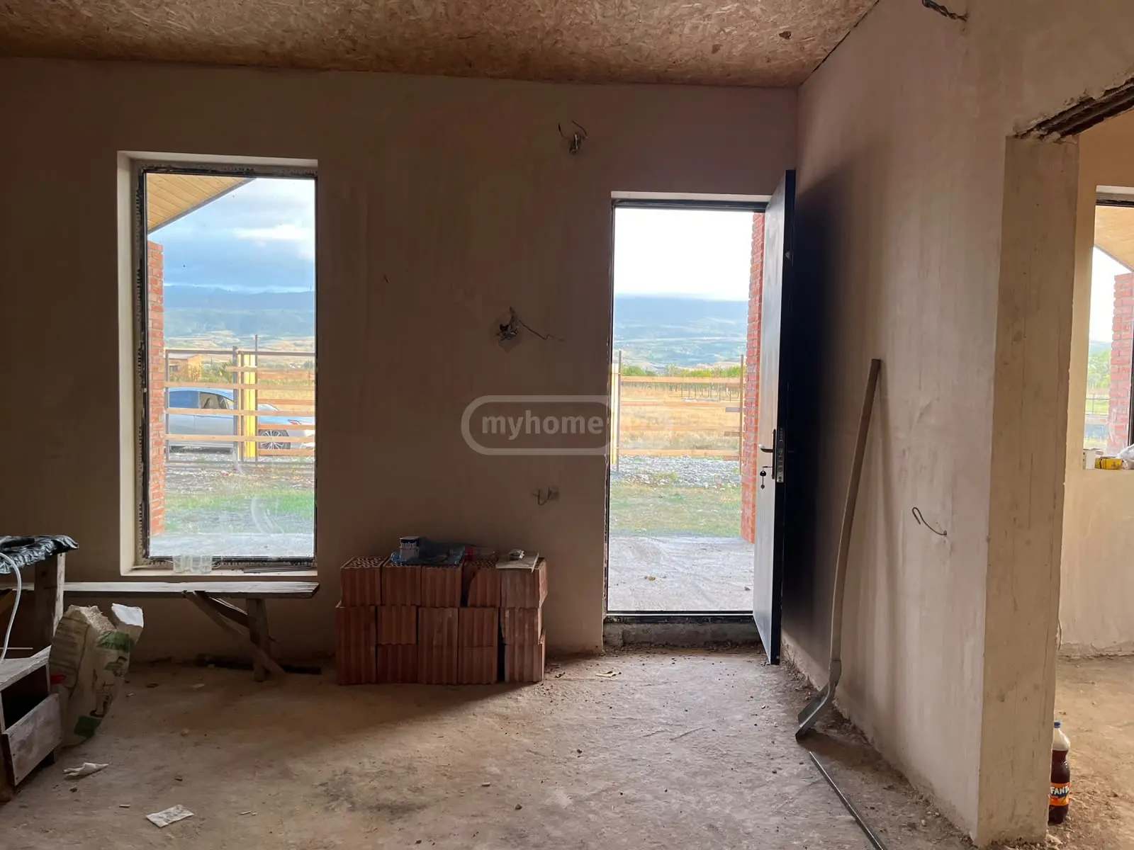 4 Room Private House For Sale view 6