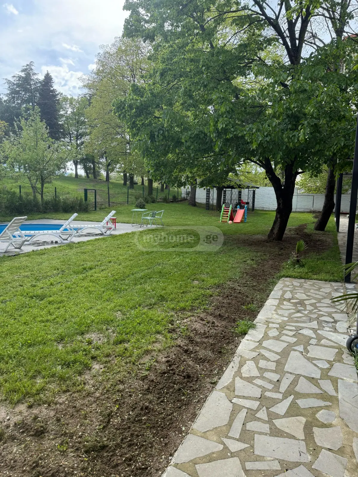 5 Room Country House For Sale view 9
