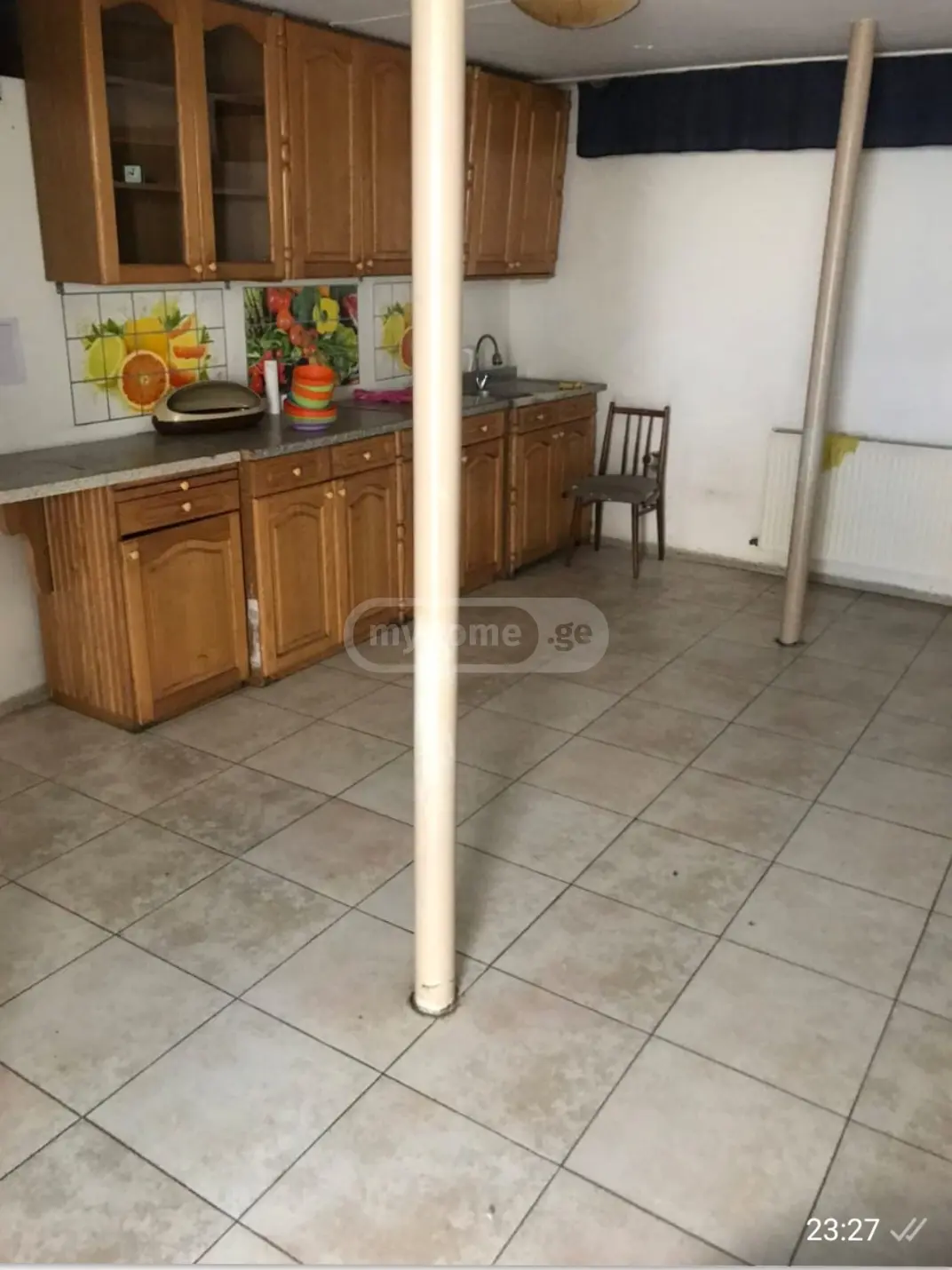8 Room Private House For Sale view 4
