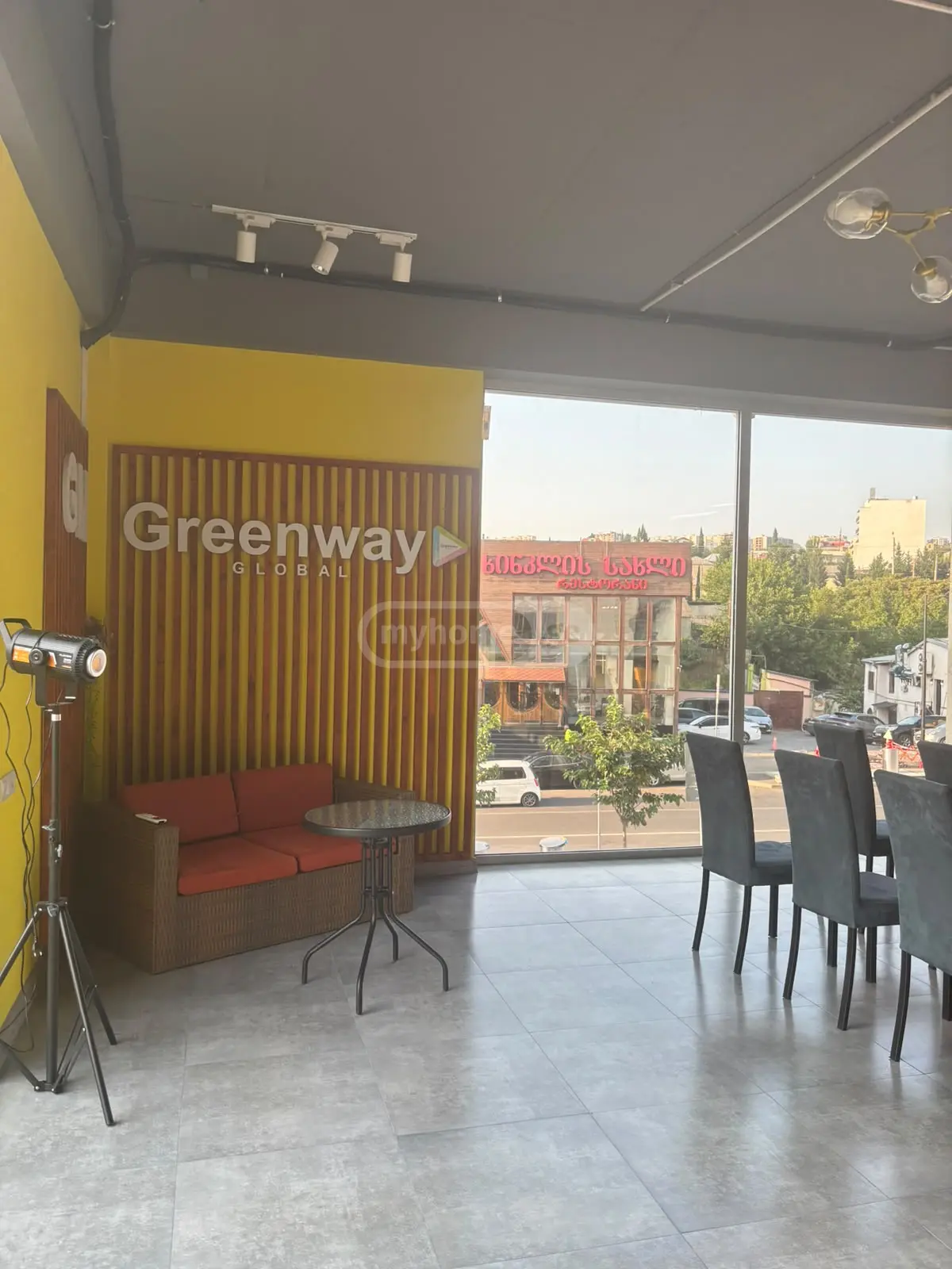Office Commercial Area For Sale In Isani view 6