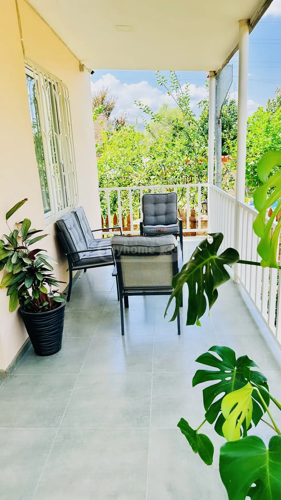 2 Room Private House For Sale view 9