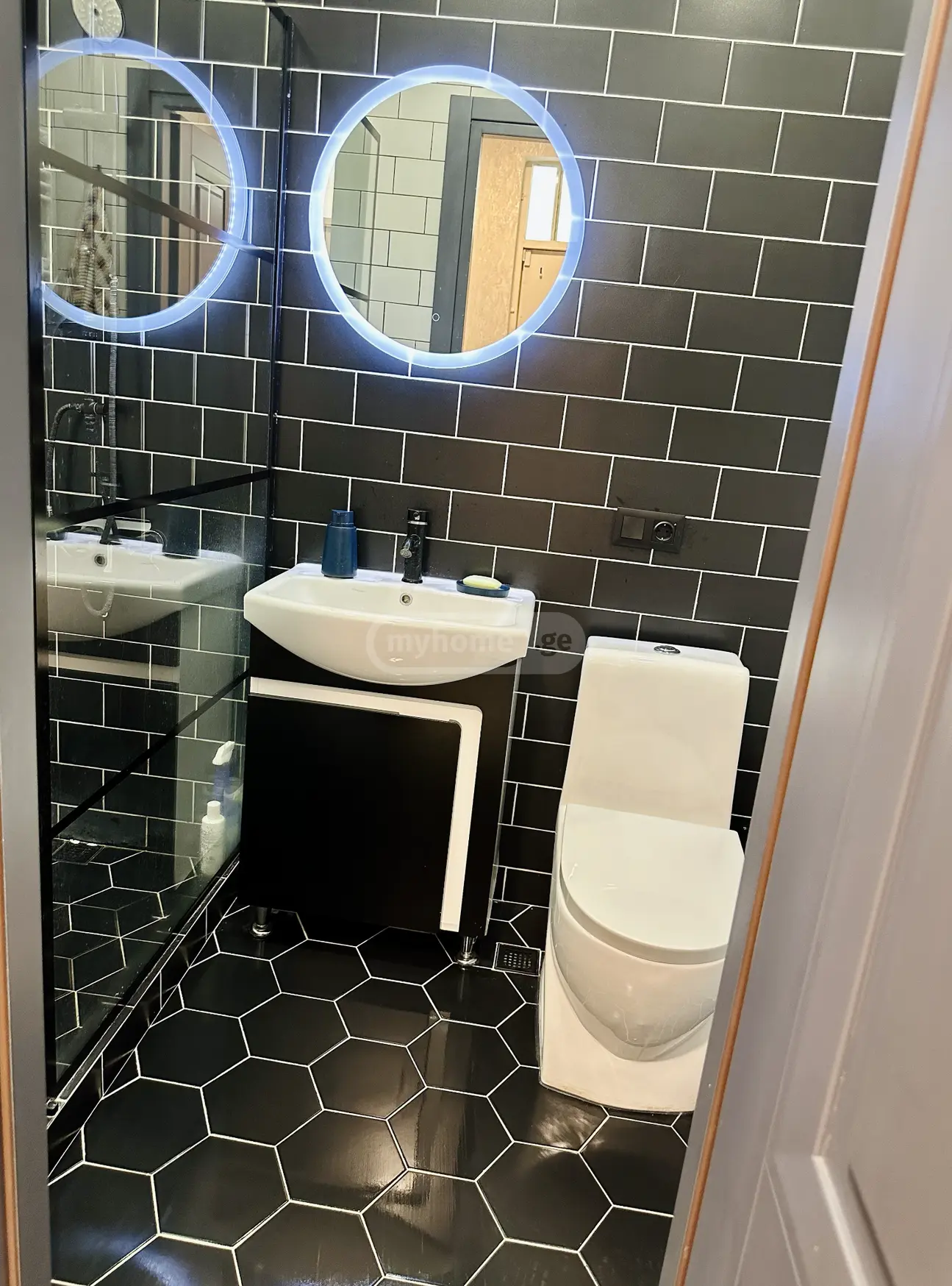 2 Room Private House For Sale view 6