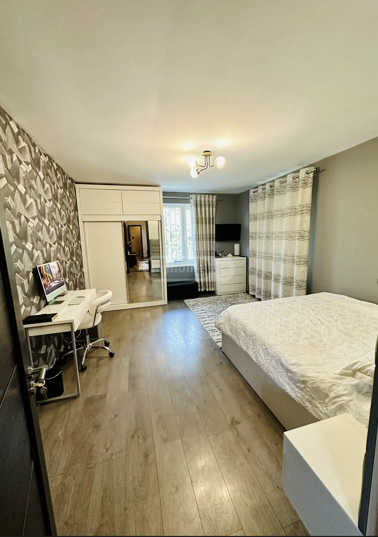2 Room Private House For Sale view 5