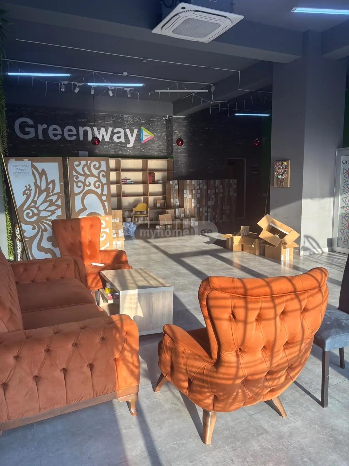 Office Commercial Area For Sale In Isani view 9