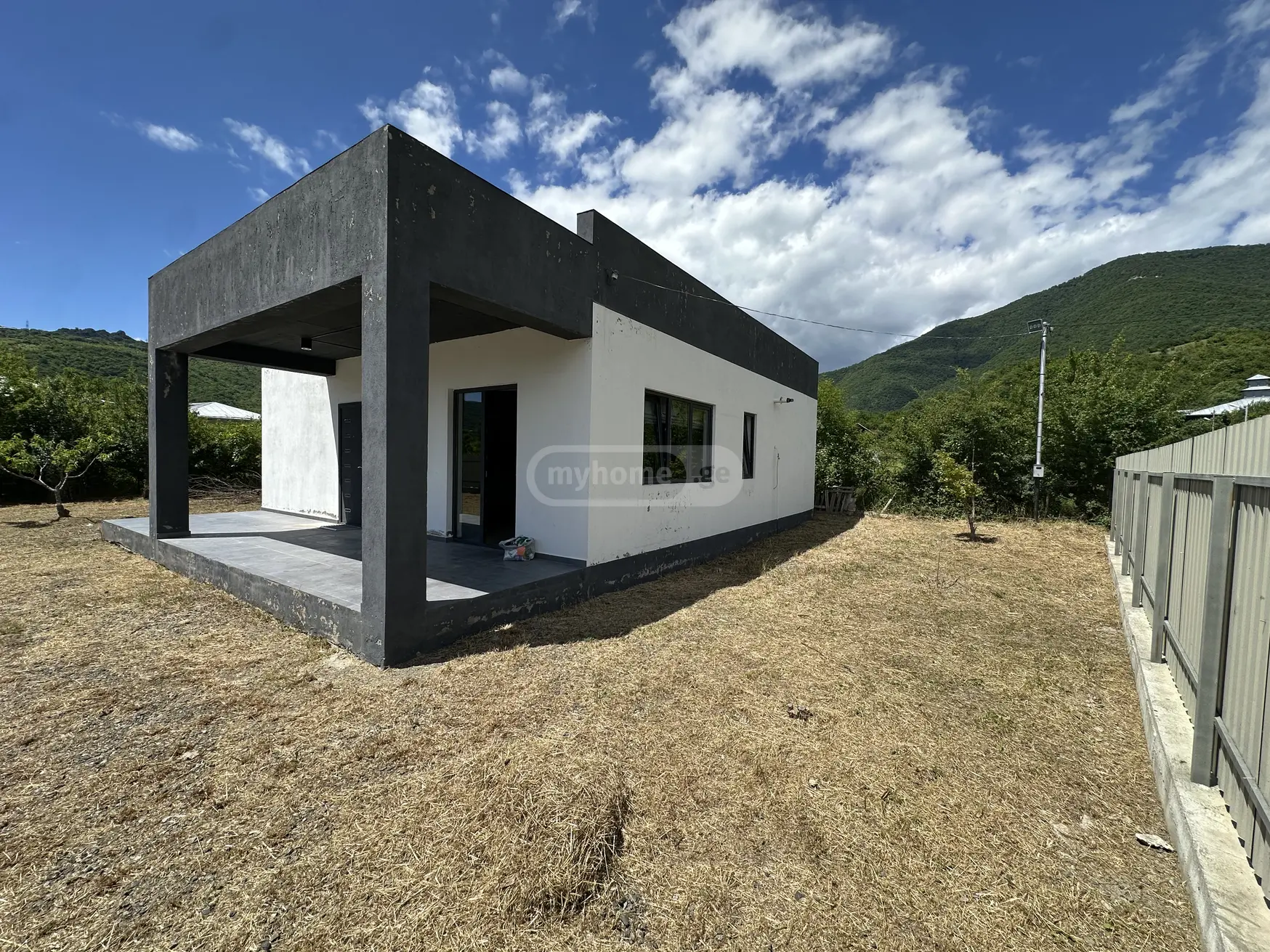 4 Room Country House For Sale view 5