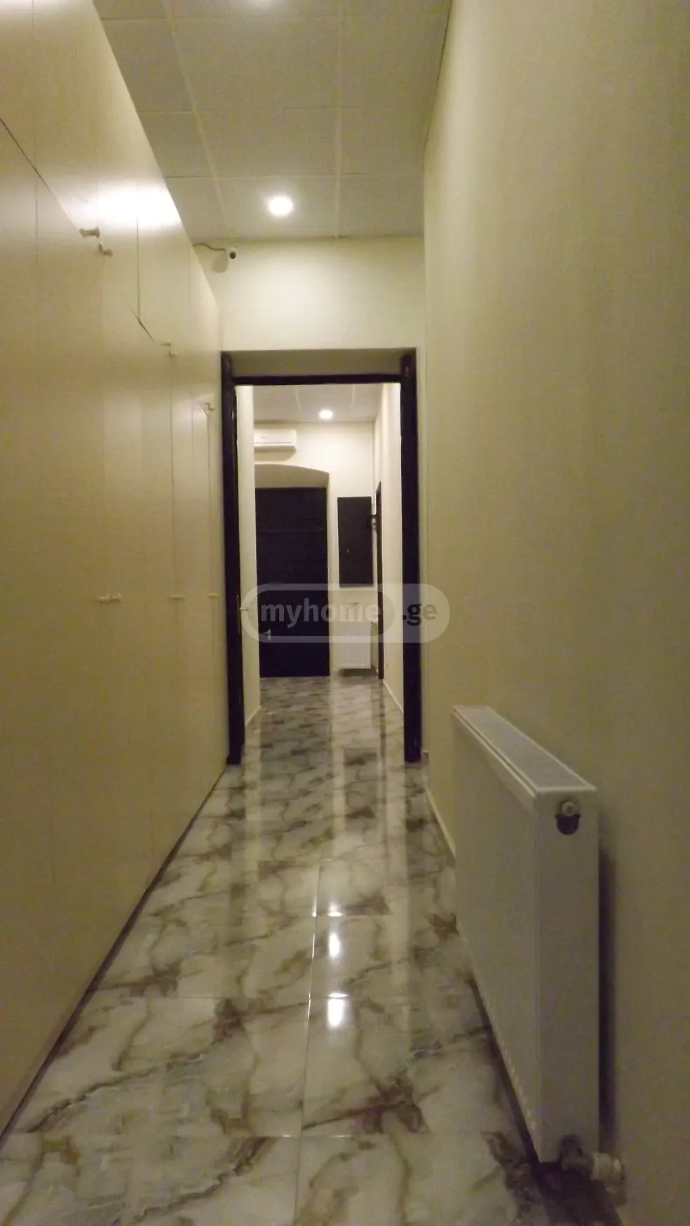 6 Room Hotel For Rent In Vera view 12