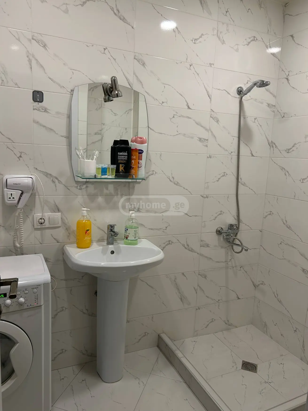 2 Room Flat Daily Rent. Didi Digomi view 153