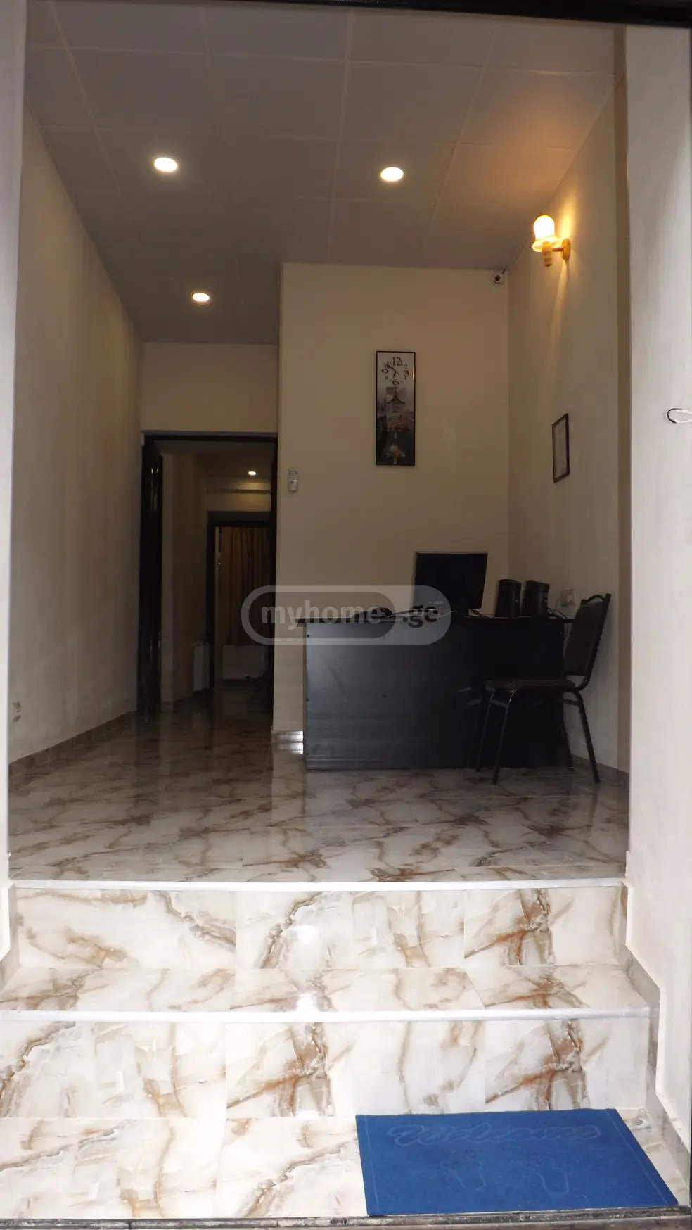6 Room Hotel For Rent In Vera view 10