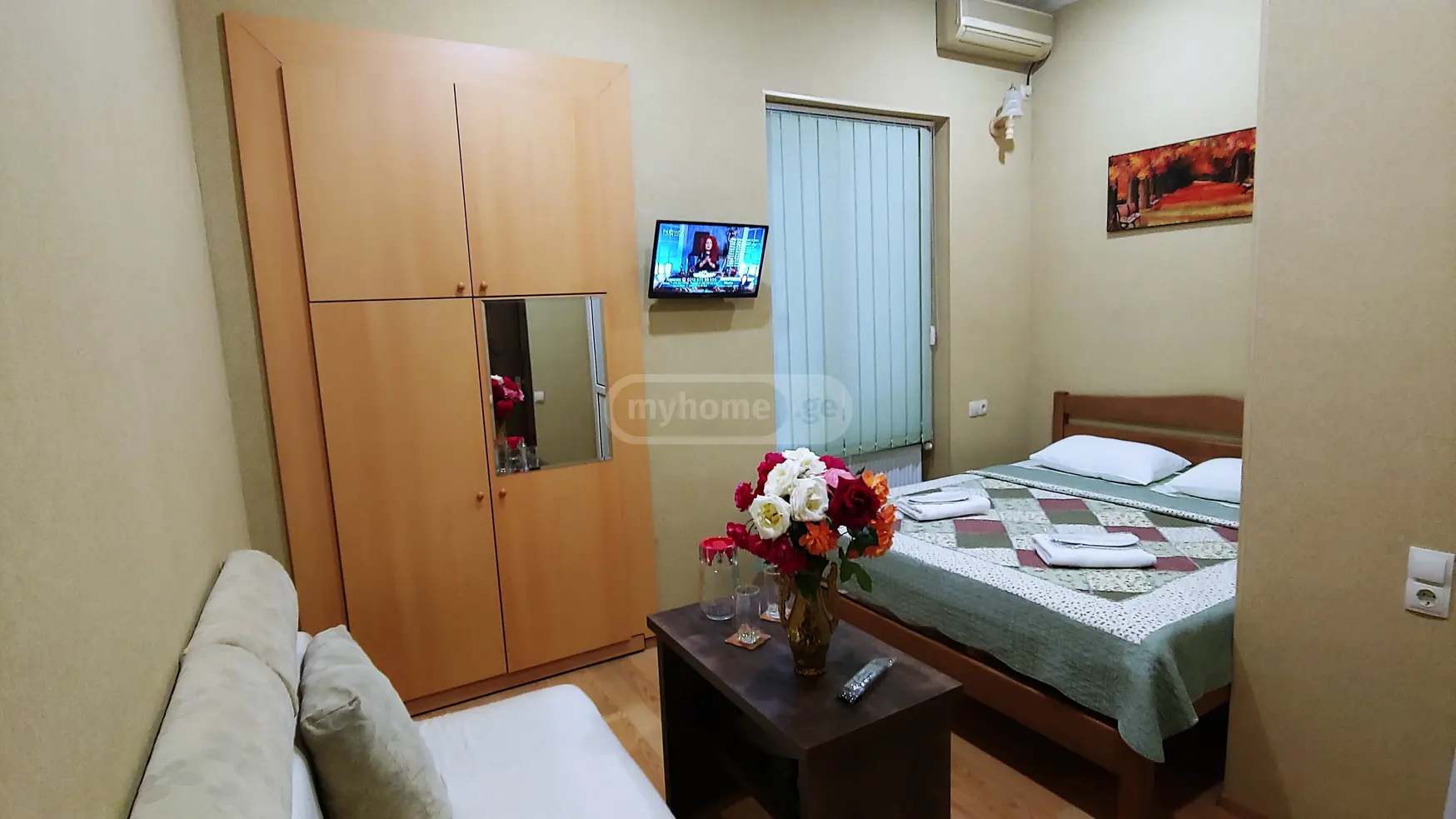 6 Room Hotel For Rent In Vera view 3