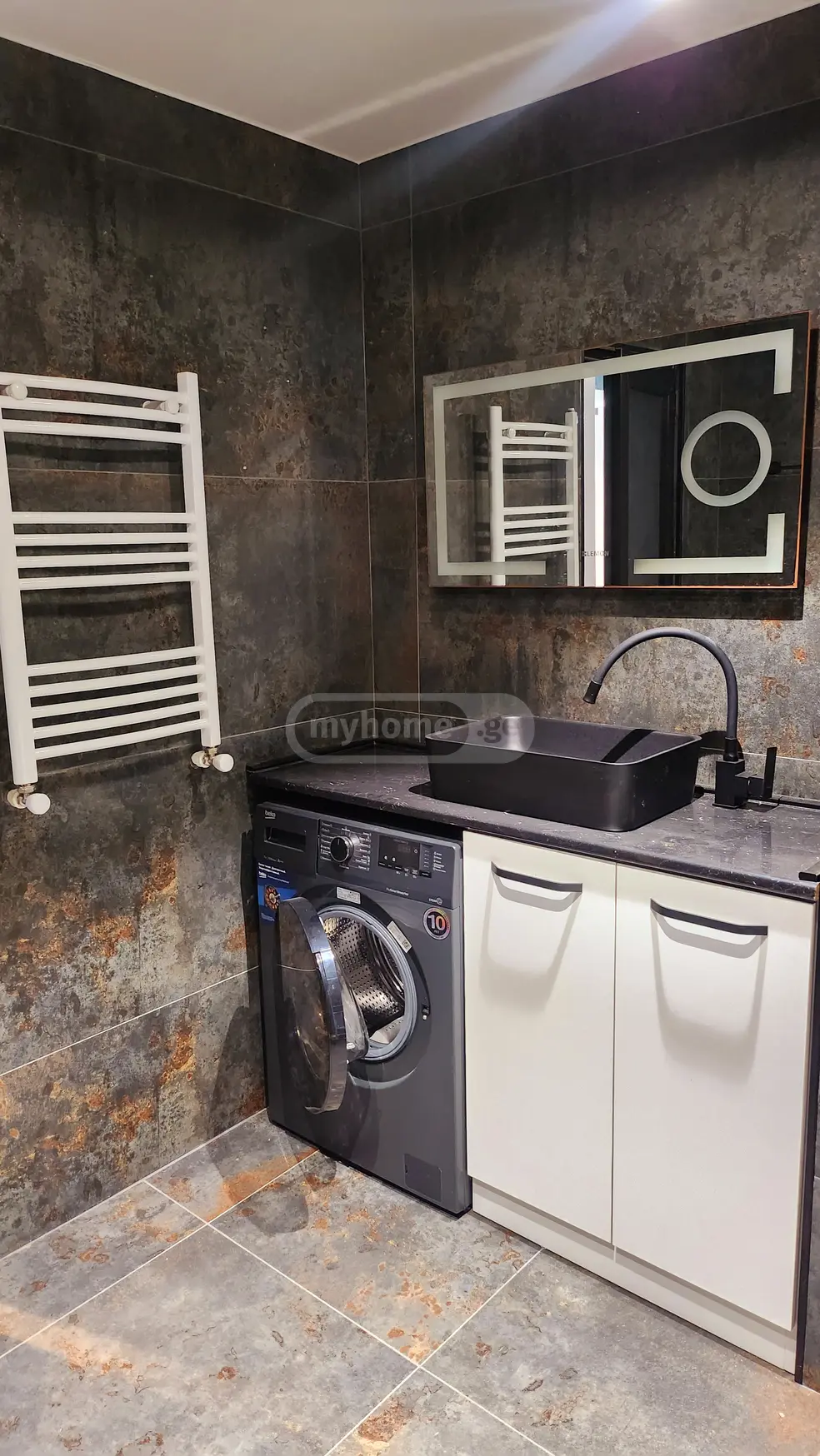 3 Room Apartment For Sale view 4