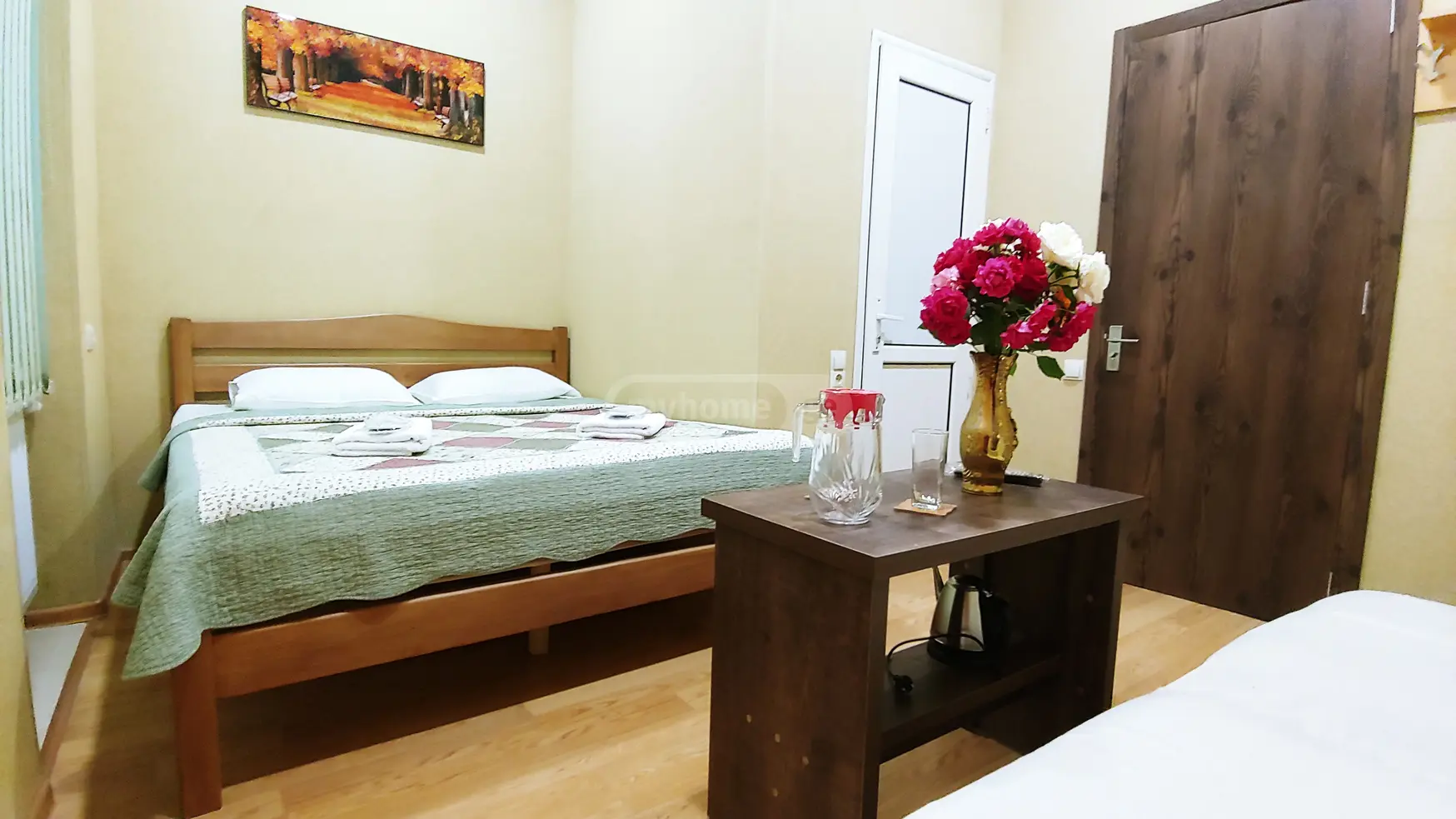 6 Room Hotel For Rent In Vera view 4