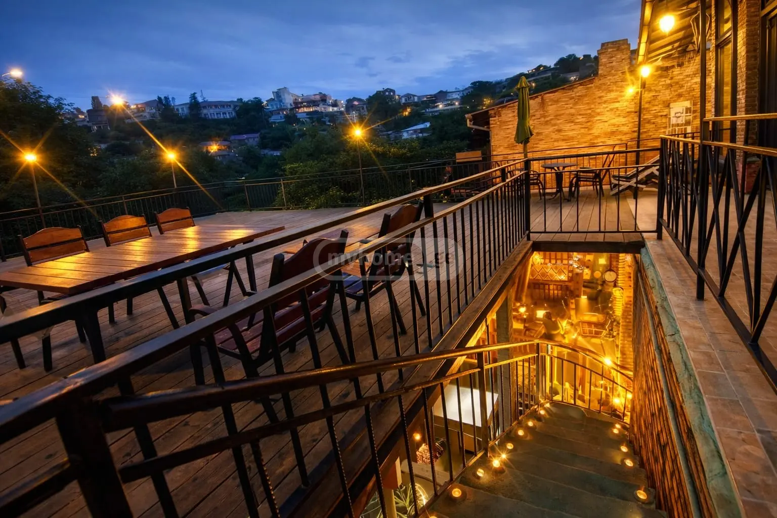 5 Room Hotel For Sale view 5