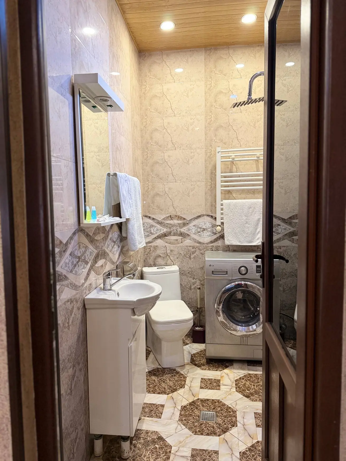 1 Room Apartment Daily Rent In Chugureti view 7