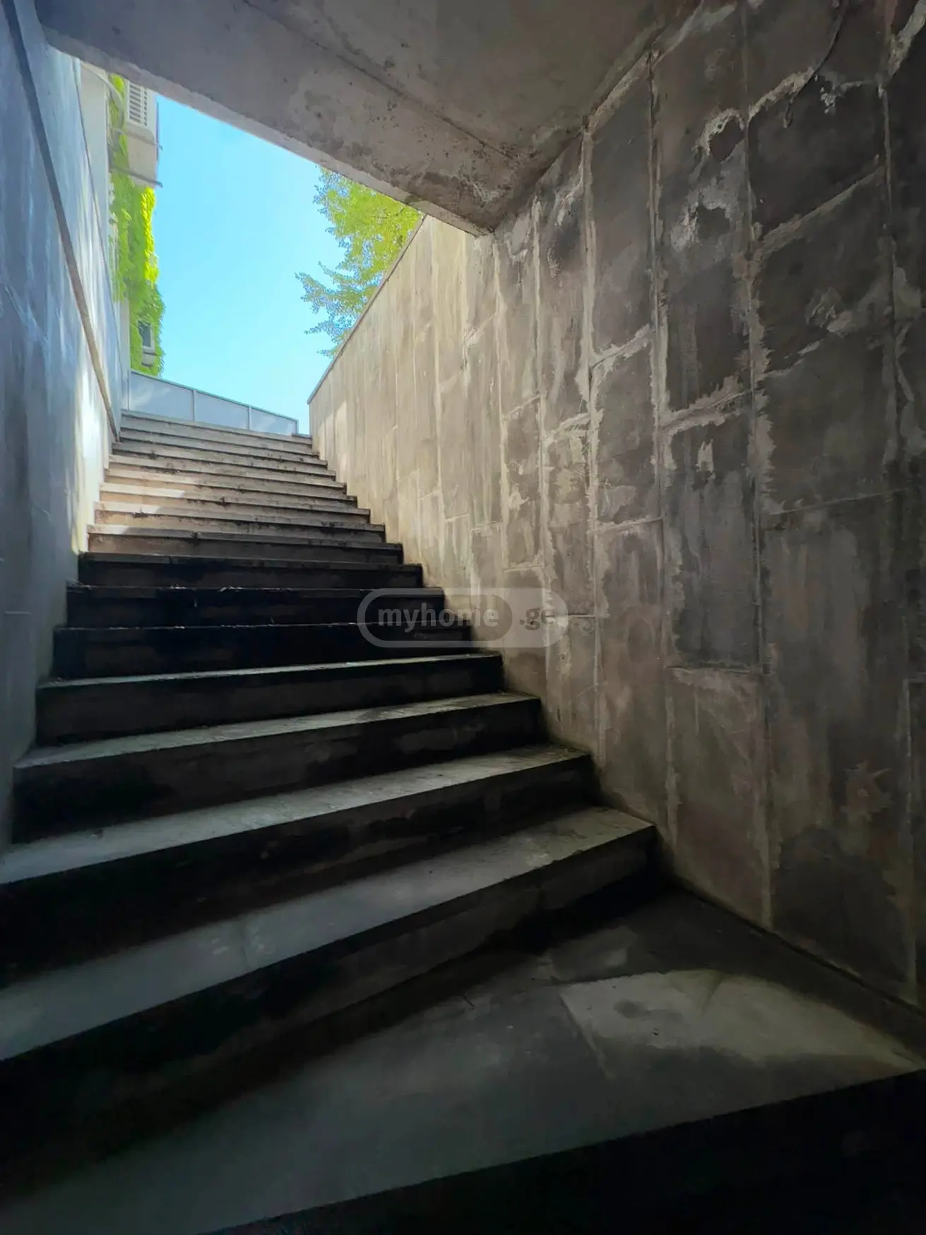 Basement Commercial Area For Sale In Telavi view 3