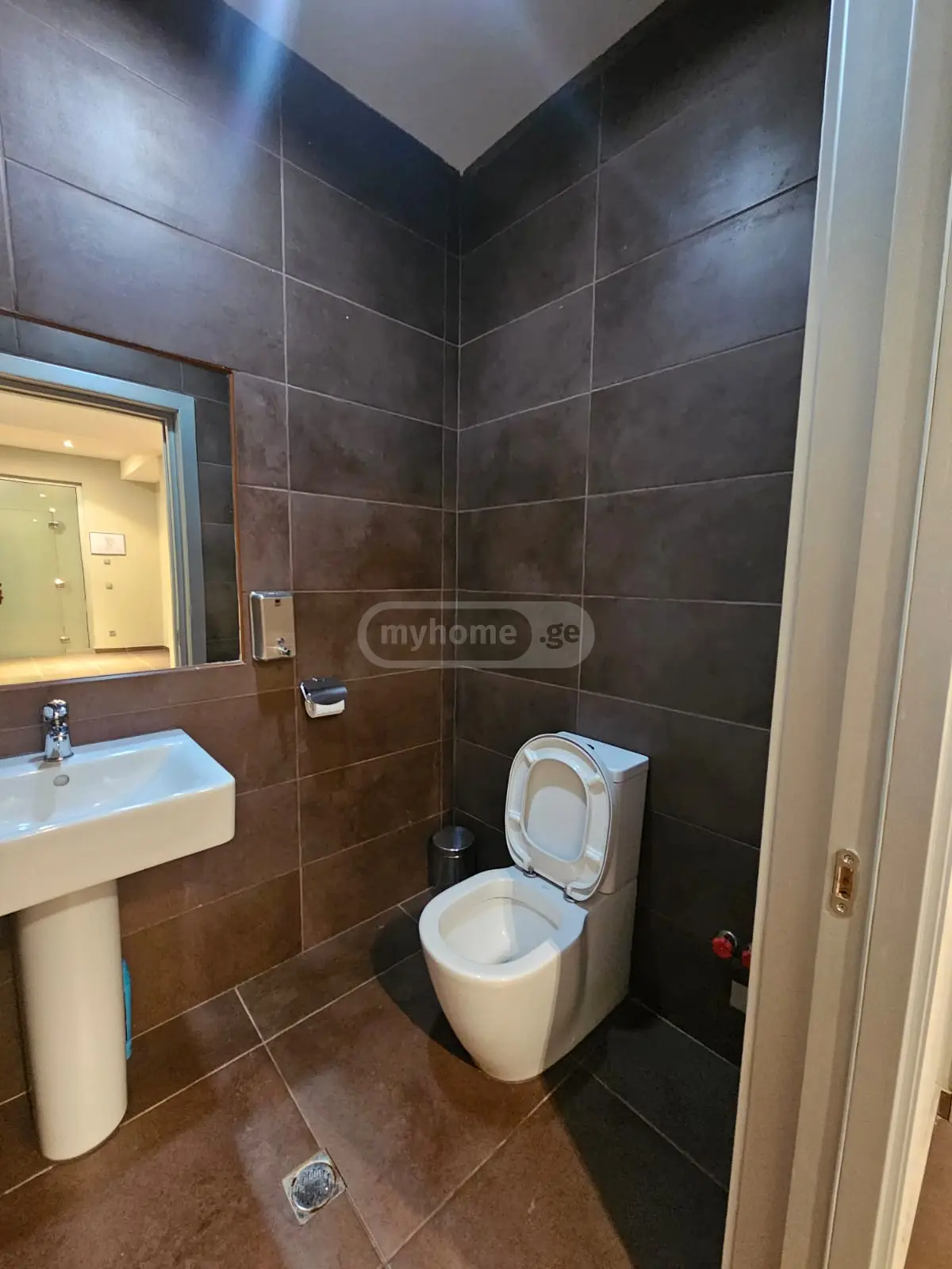 Office Commercial Area For Rent In Avlabari view 13