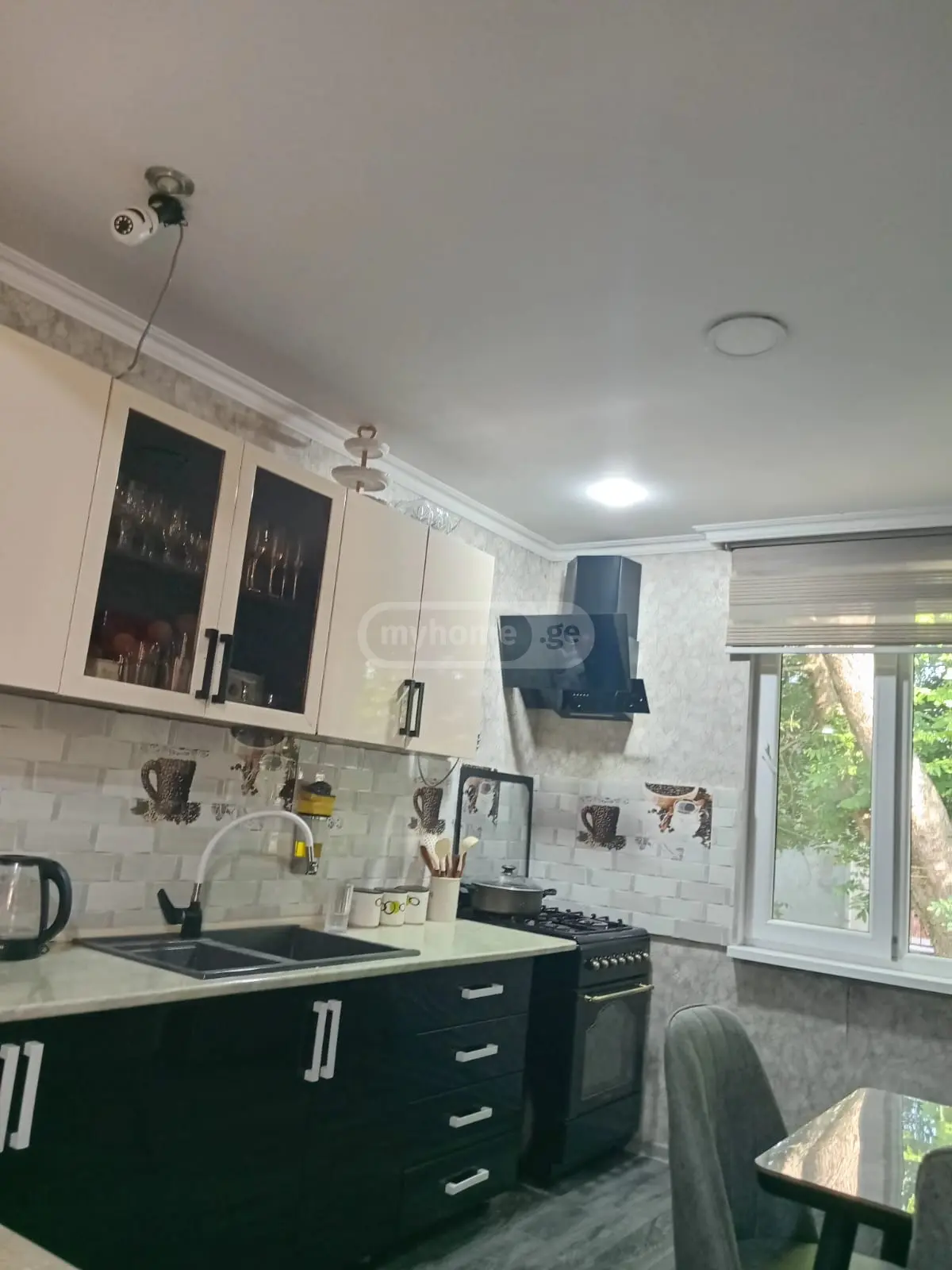 6 Room Private House For Rent In Foti view 5