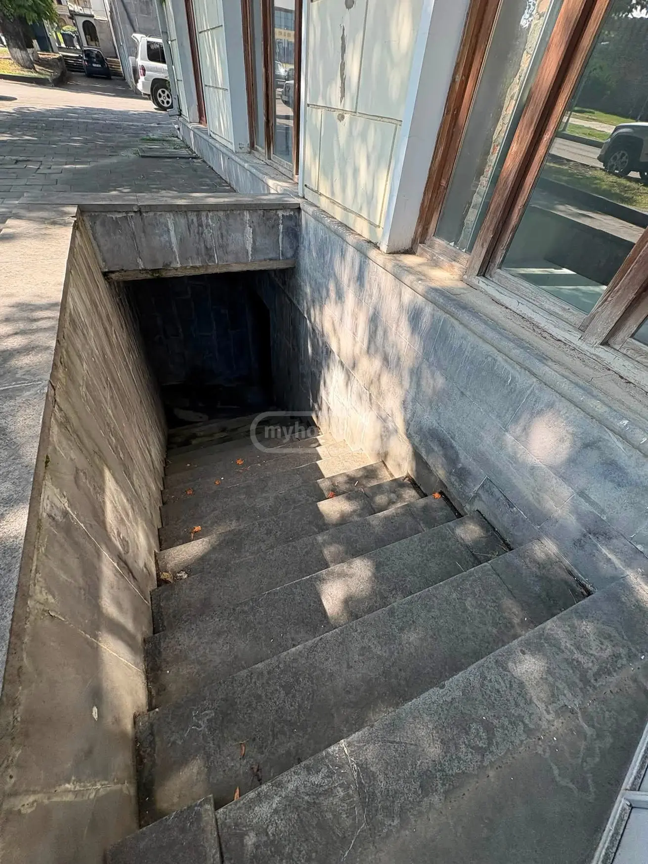 Basement Commercial Area For Sale In Telavi view 5