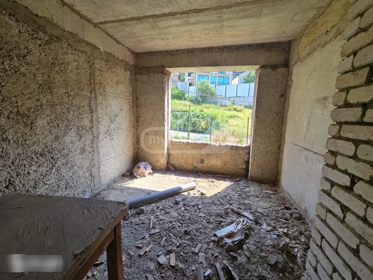 5 Room Country House For Sale view 1