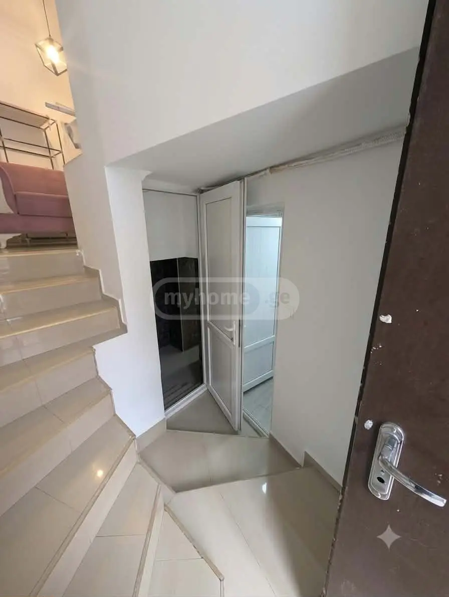 Special Commercial Area For Rent In Old Batumi District, In Batumi view 7