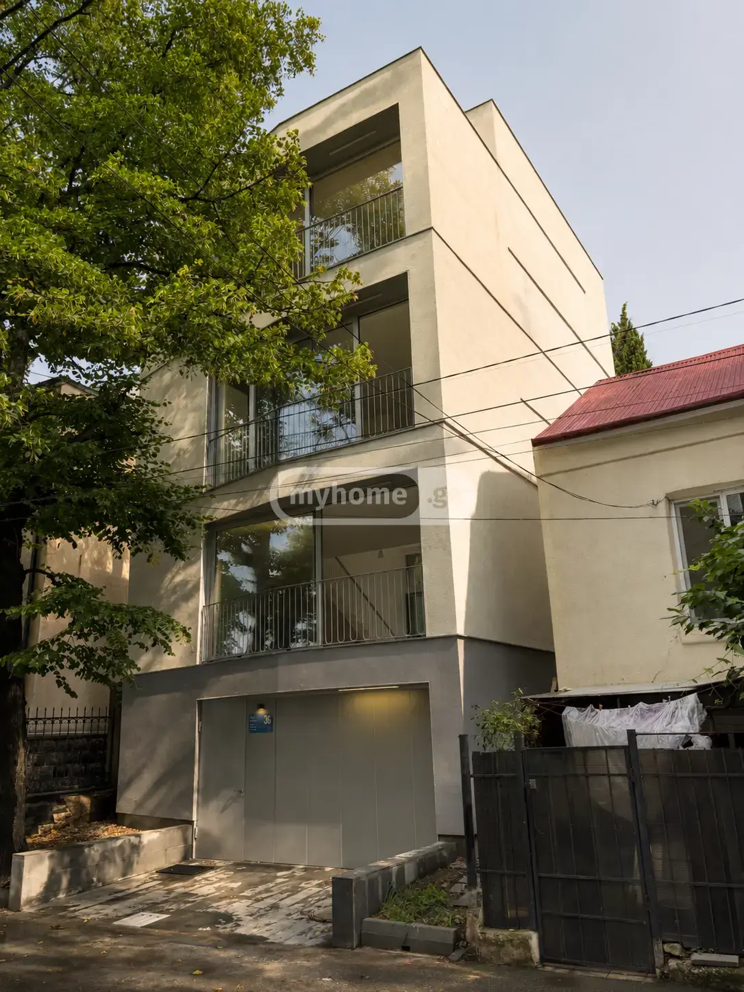 6 Room Private House For Rent In Vake view 4