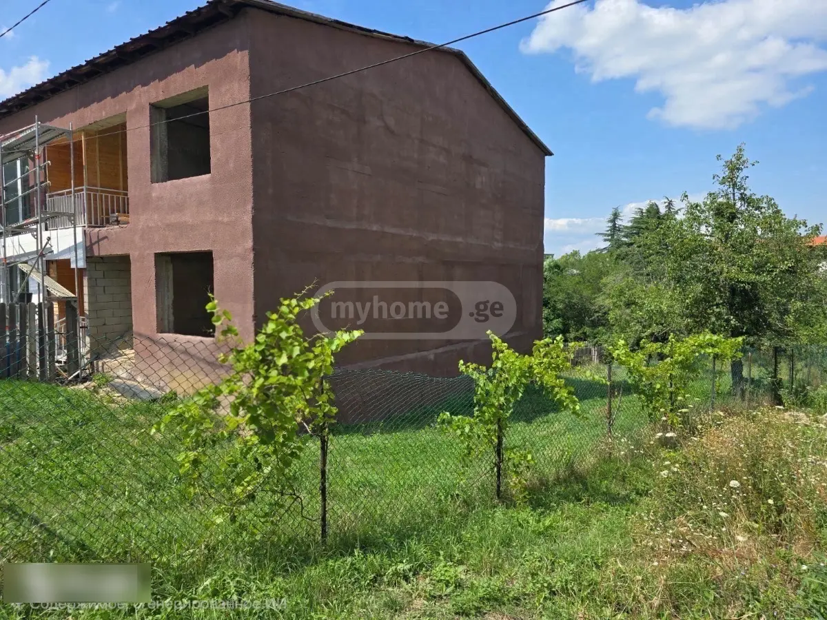 5 Room Country House For Sale view 2