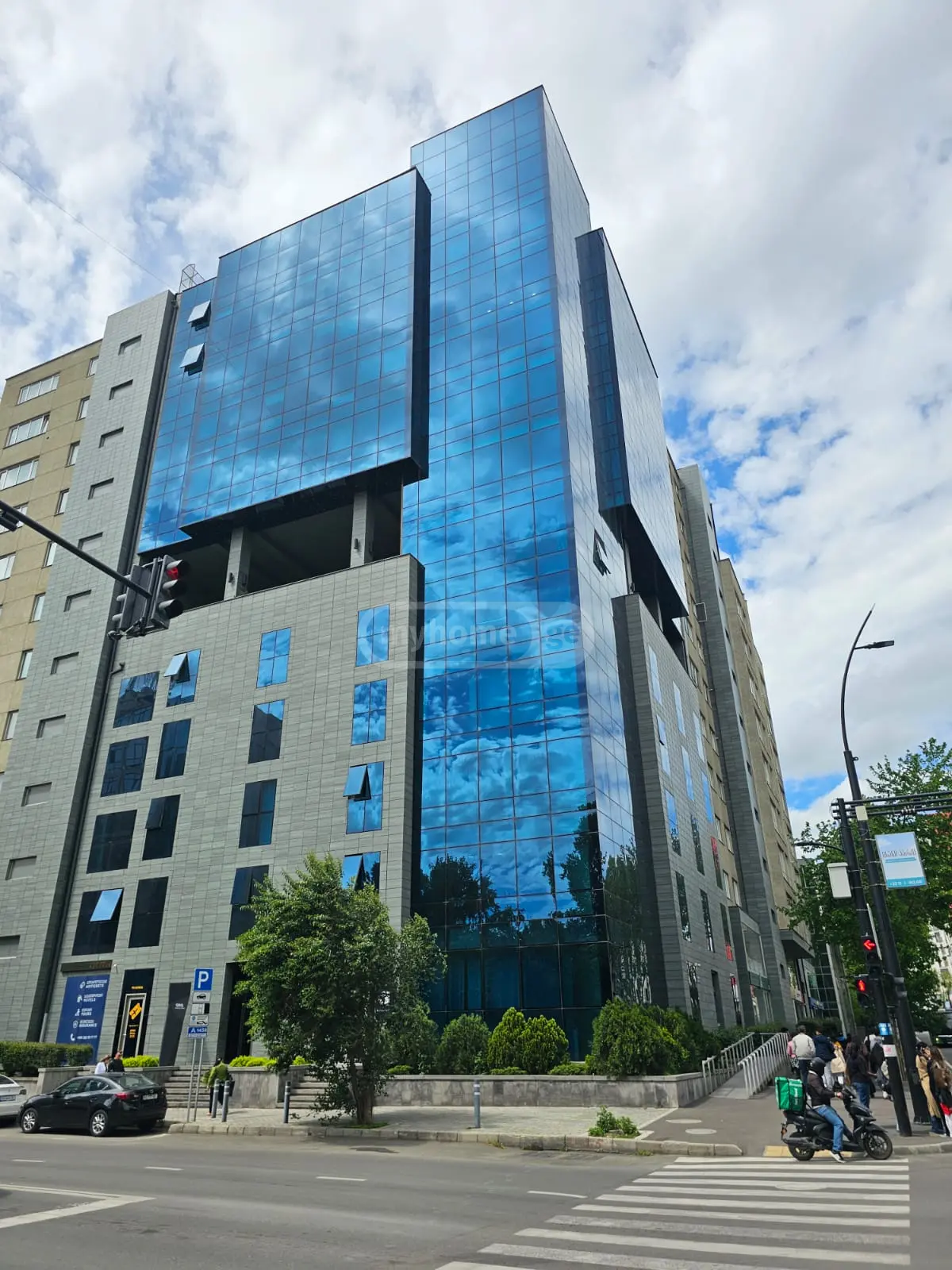 Office Commercial Area For Rent In Avlabari view 16