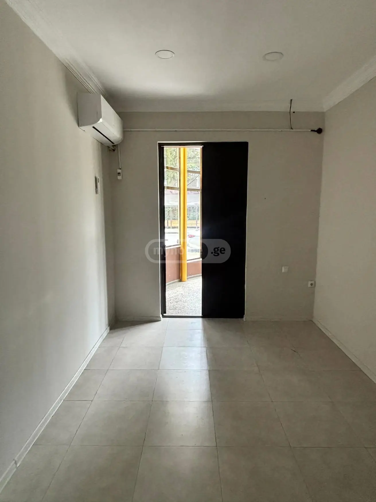 Office Commercial Area For Rent In Foti view 7