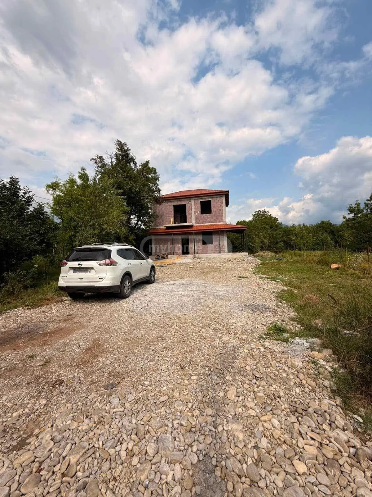 Продажа 5-комната Квартира view 1
