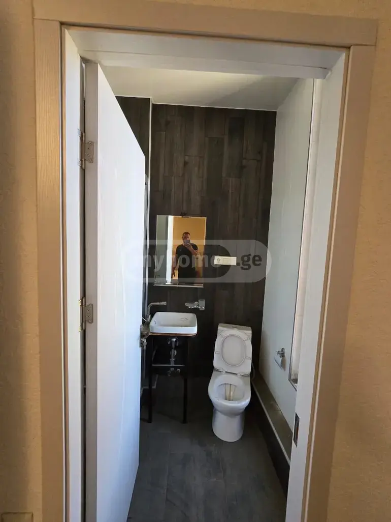 10+ Room Hotel For Sale In Tskneti view 5