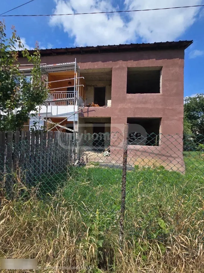 4 Room Country House For Sale view 2