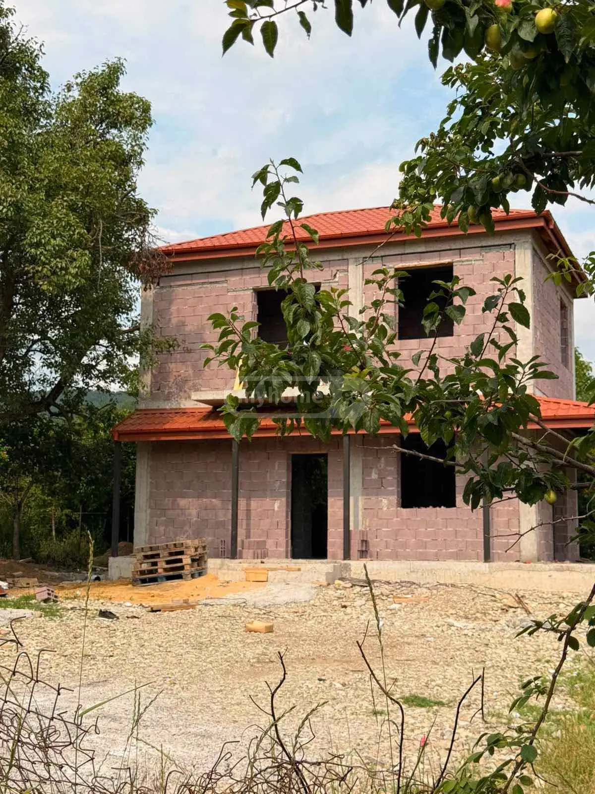 Продажа 5-комната Квартира view 2
