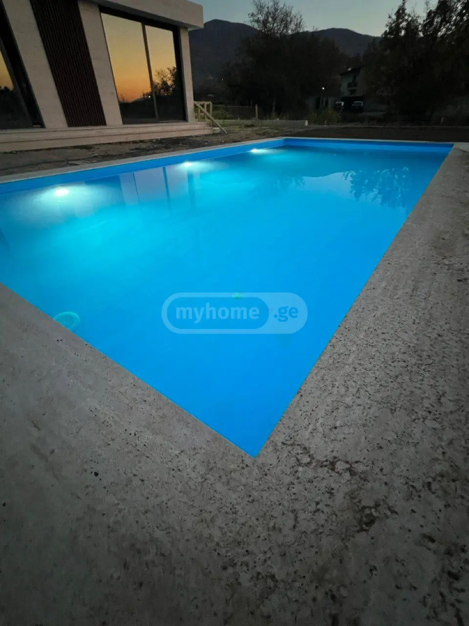 4 Room Private House For Sale view 13