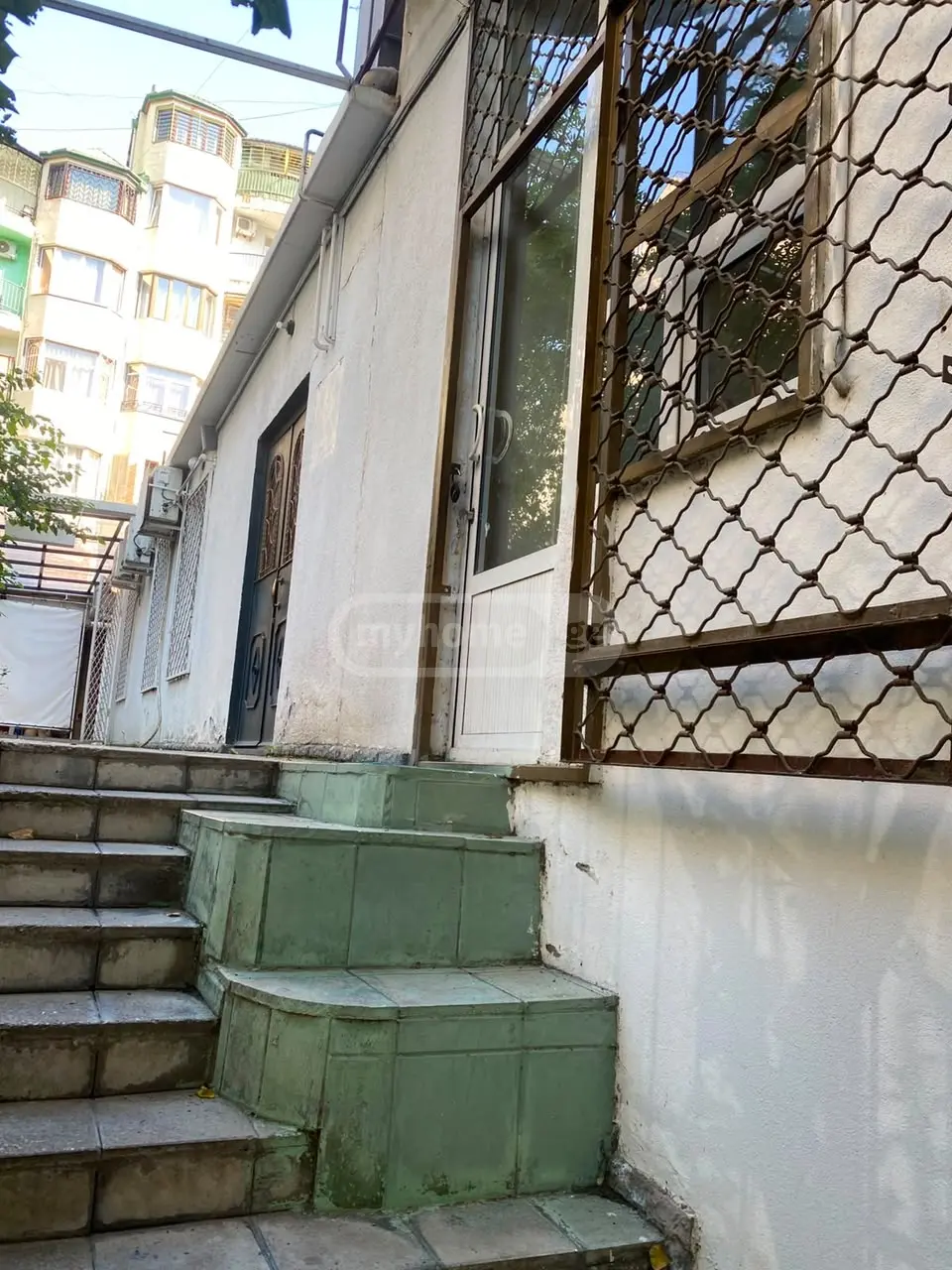 Office Commercial Area For Rent In Vake view 3
