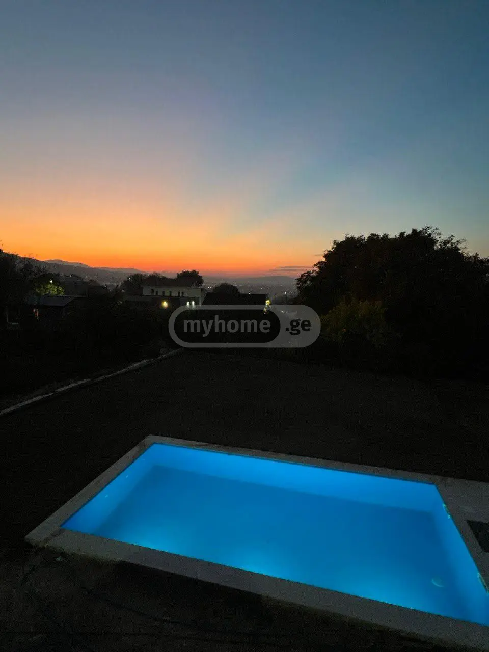 4 Room Private House For Sale view 11
