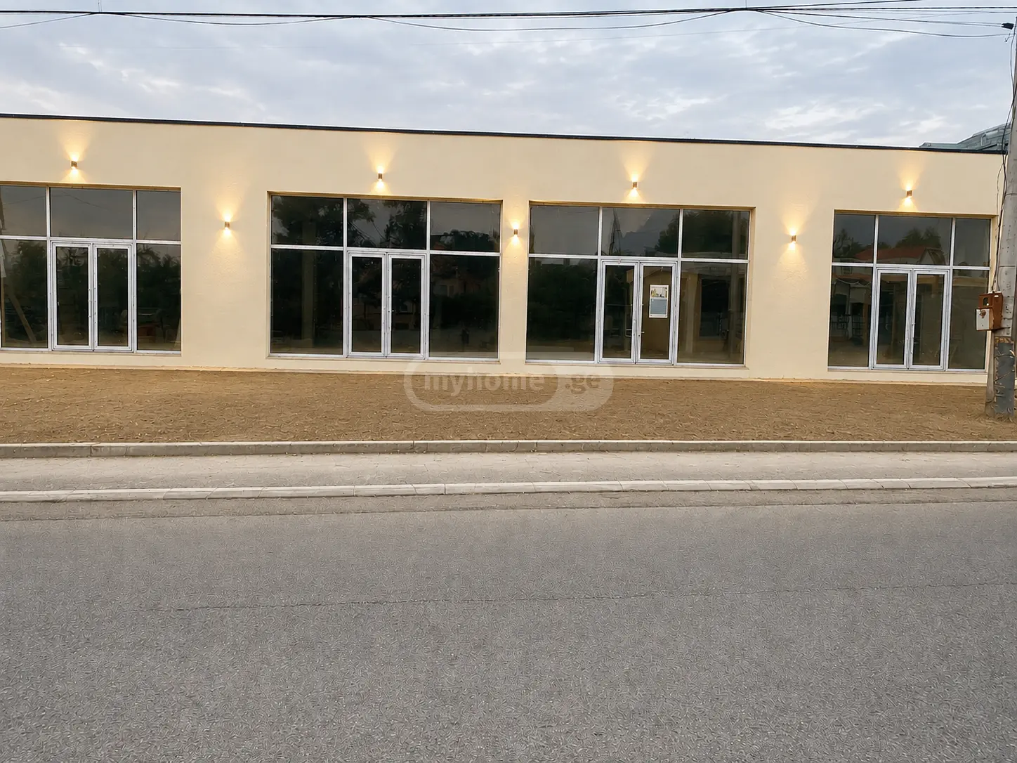 Universal Commercial Area For Rent In Tabakhmela view 1