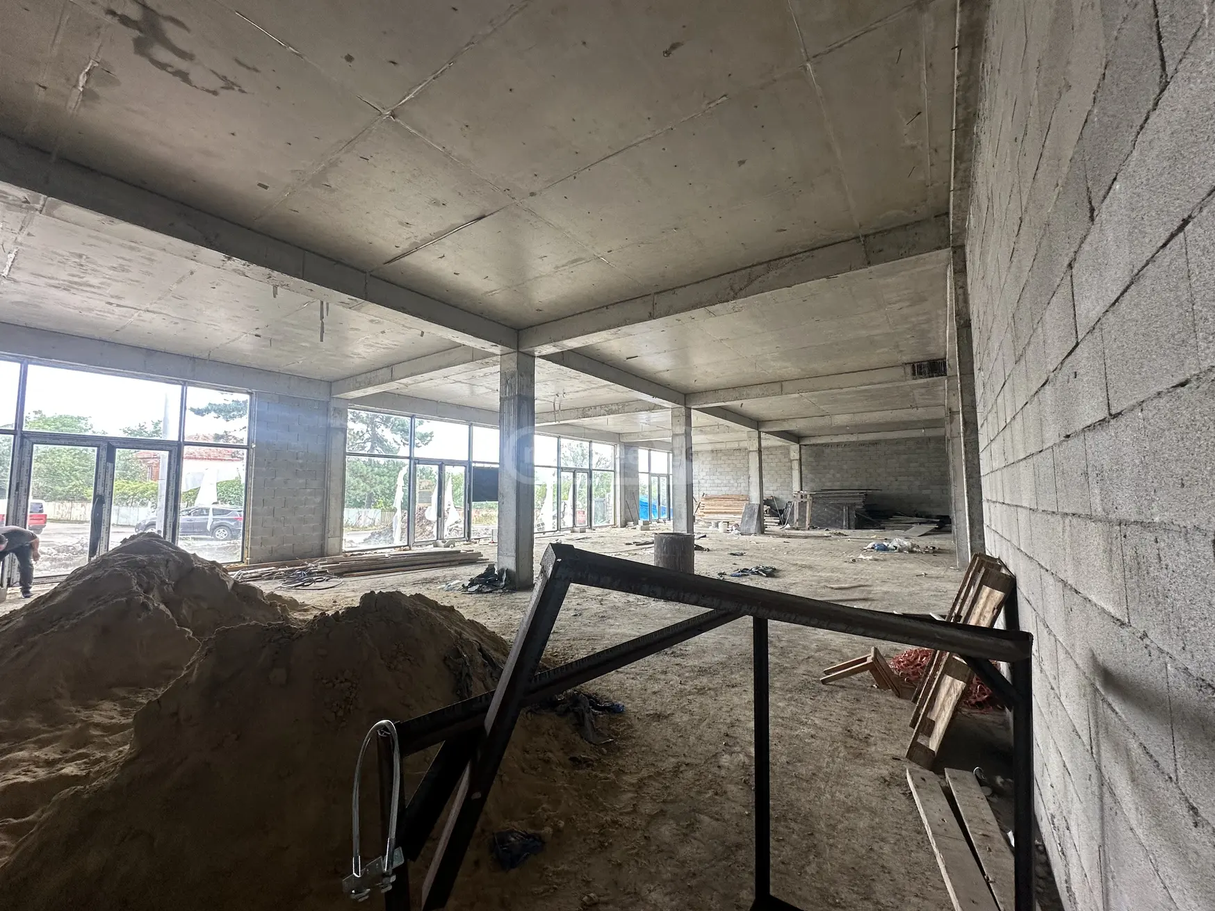 Universal Commercial Area For Rent In Tabakhmela view 3