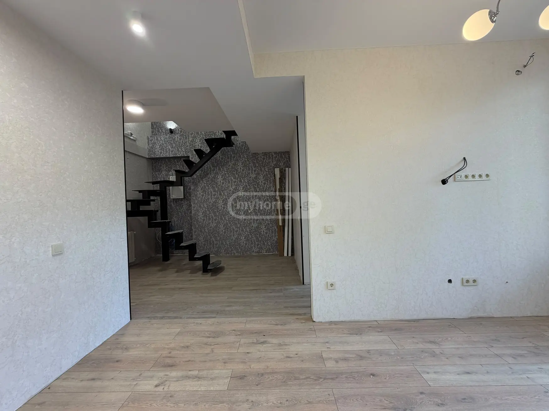 4 Room Apartment For Sale view 6