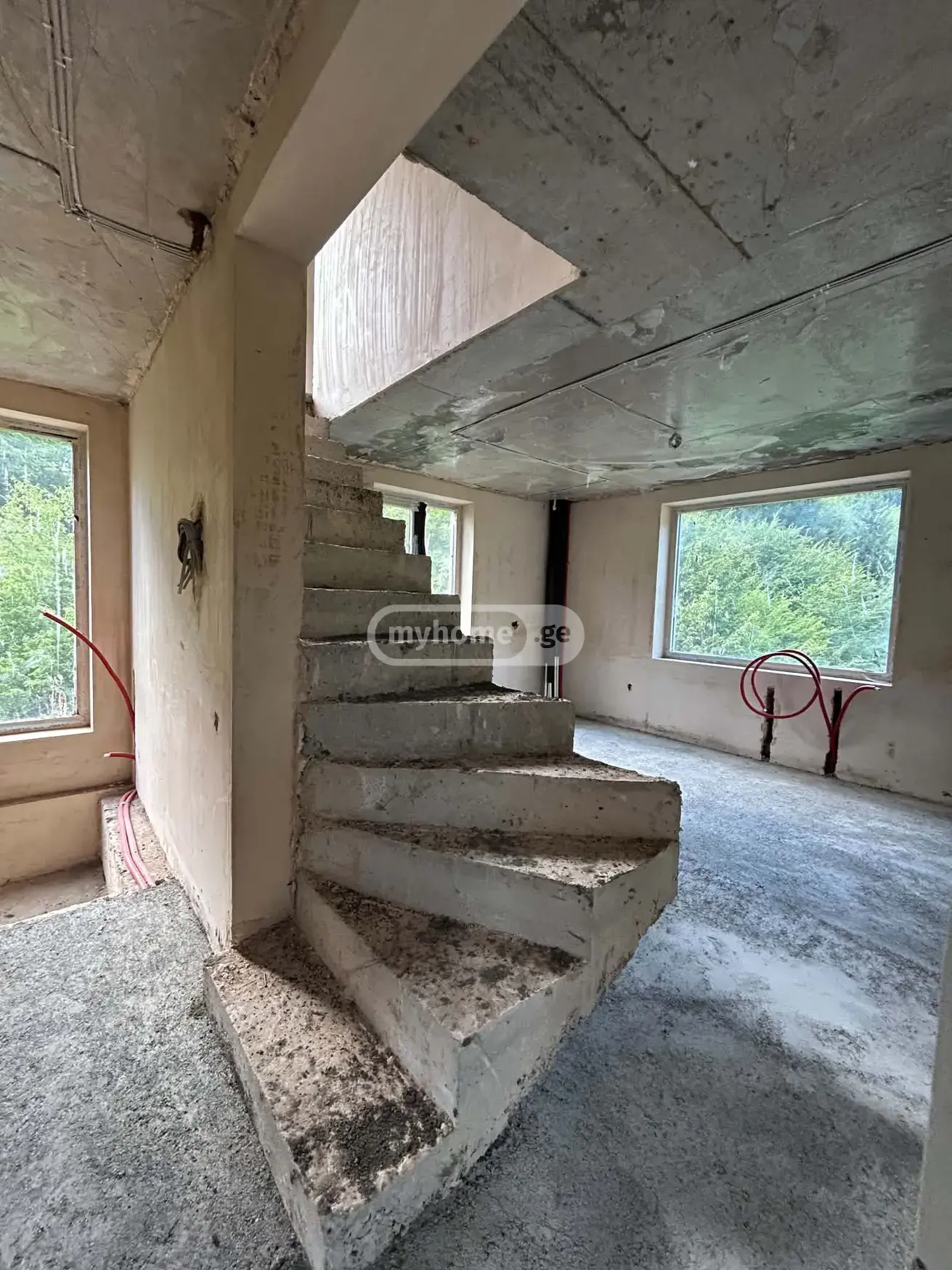 8 Room Private House For Sale view 13