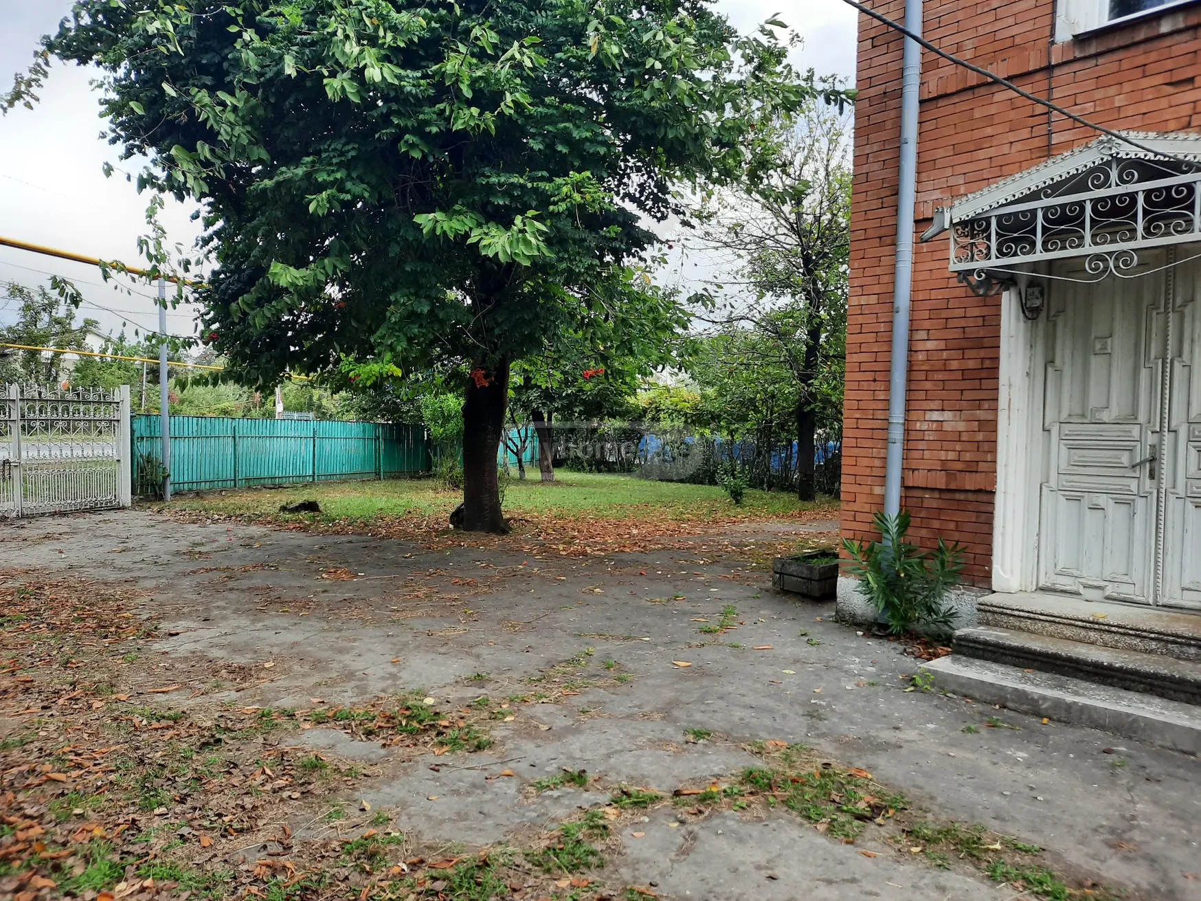 7 Room Private House For Rent In Samtredia view 2