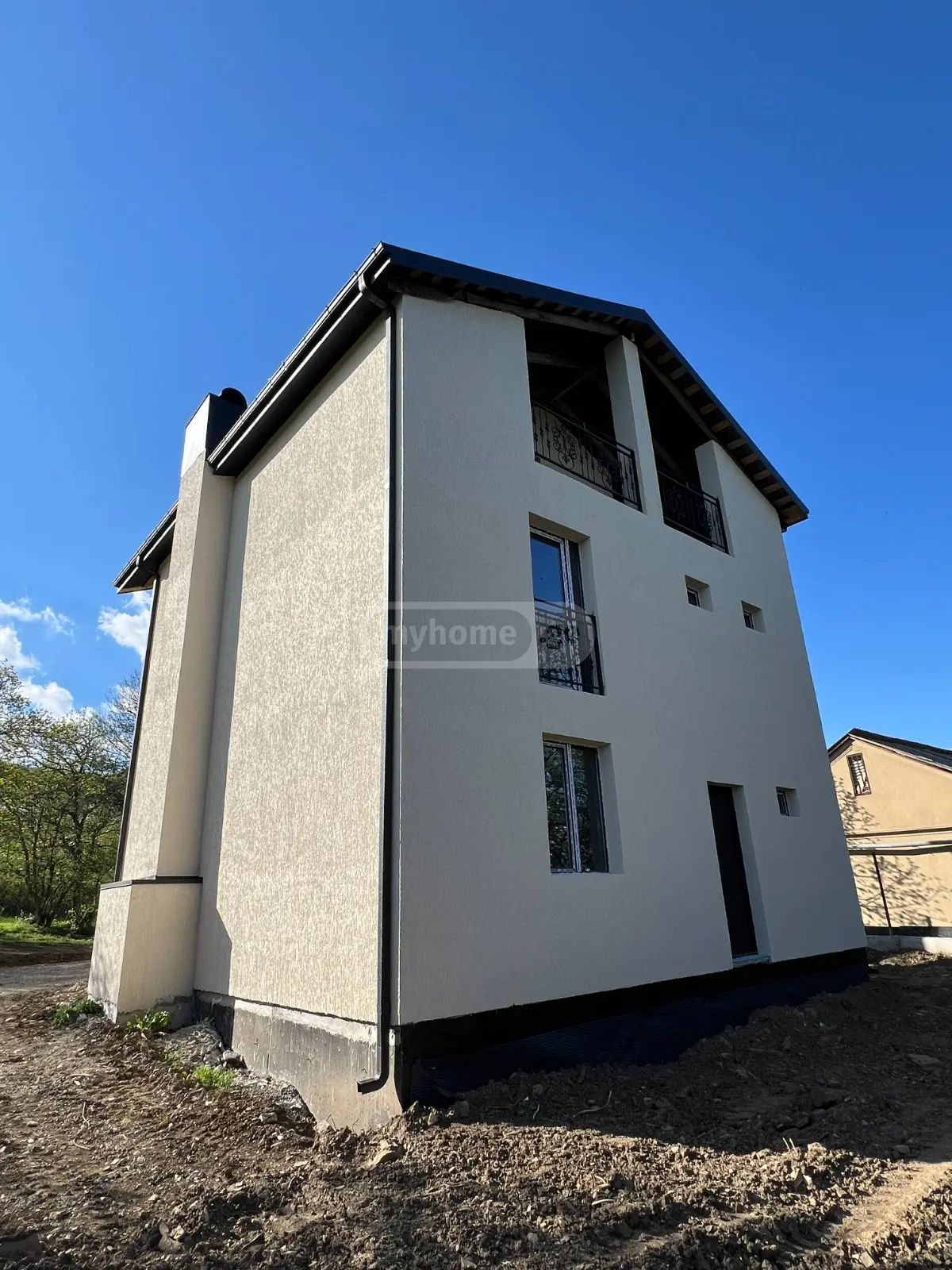 6 Room Private House For Sale view 6
