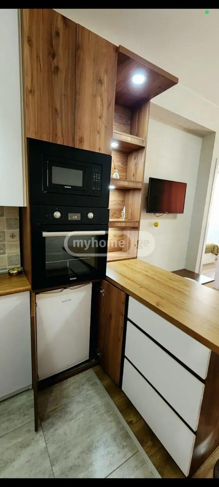 2-Room Apartment For Rent In Tbilisi, Mirian Mepe St, 40 view 18