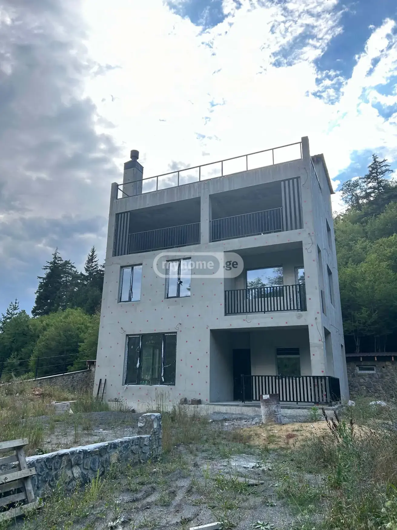 8 Room Private House For Sale view 7