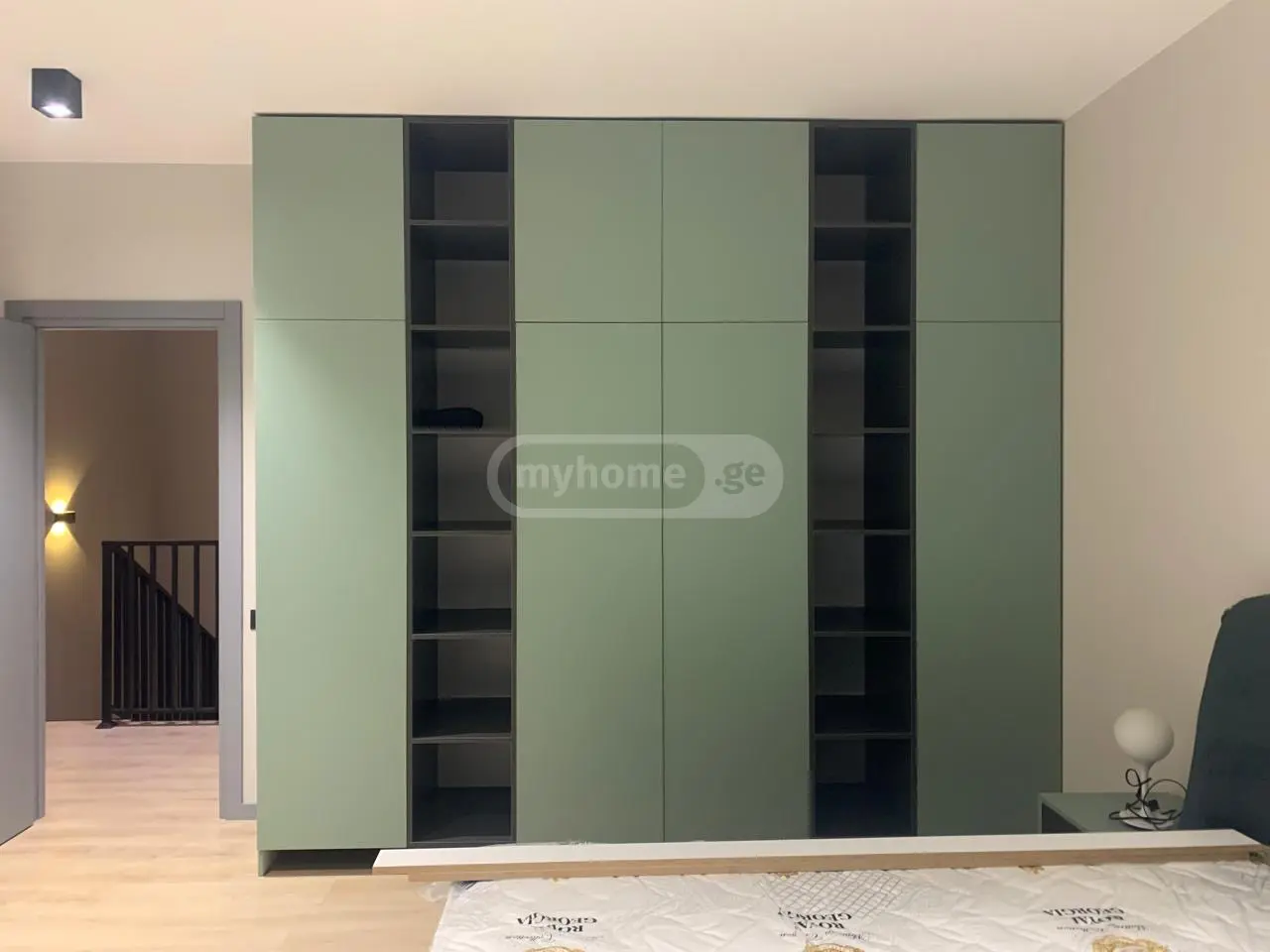 6 Room Private House For Sale view 9