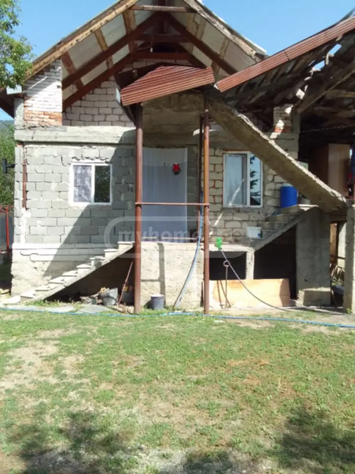 3 Room Private House For Sale view 1
