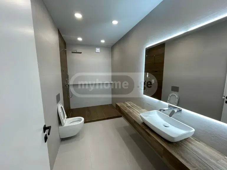 Baron De Baye St: 5-Room House, 400.0 M² | Korter.Ge view 19