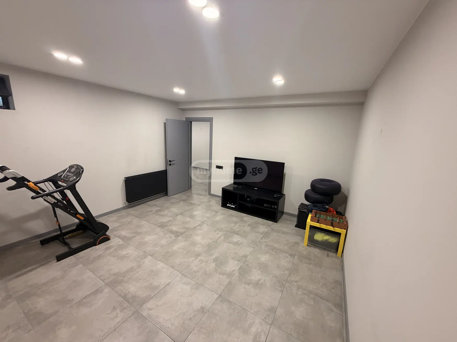 6 Room Private House For Sale view 15