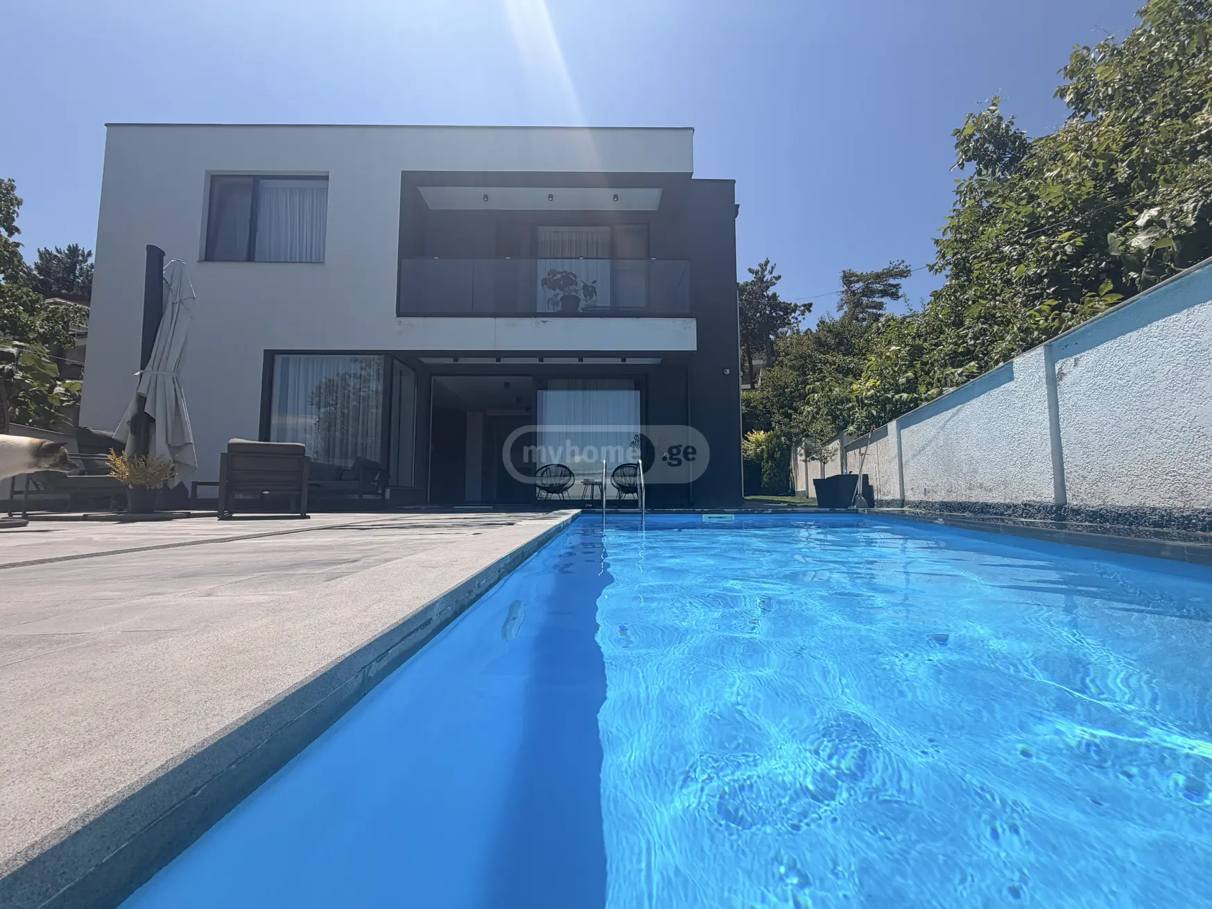 6 Room Private House For Sale view 1